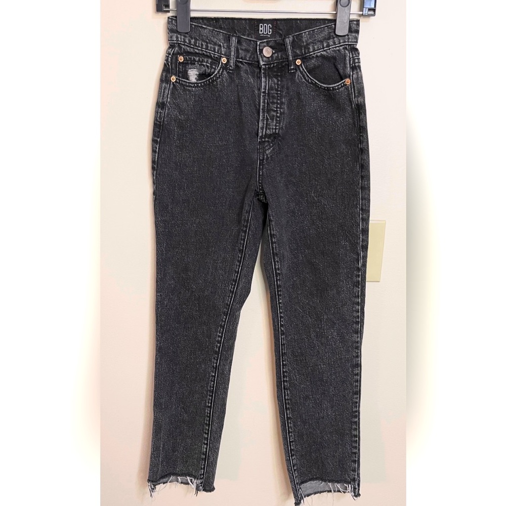 BDG Urban Outfitters Women’s Slim Straight Jeans Sz 24